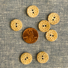 Fondant Shell Button in Gold - 0.55" (14 mm) Fondant Shell Button in Gold - 0.55" (14 mm)