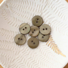 Lise Tailor - Flat Mother of Pearl Button in Khaki (15 mm)