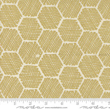 Moda: Bee Garden by Gingiber - Honeycomb in Porcelain Metallic Moda: Bee Garden by Gingiber - Honeycomb in Porcelain Metallic