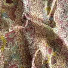 Liberty Japan: Small Susanna Stripe (Lawn) - FQ Liberty Japan: Small Susanna Stripe (Lawn) - FQ