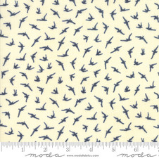 Moda - Ebb and Flow by Janet Clare: Seabirds in Pearl - 1.75 yards Moda - Ebb and Flow by Janet Clare: Seabirds in Pearl - 1.75 yards