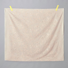 Nani Iro: Lokomaikai B (Almond) - Organic Cotton Lawn (Bolt 2) Nani Iro: Lokomaikai B (Almond) - Organic Cotton Lawn (Bolt 2)