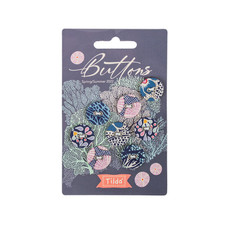 Tilda: Cotton Beach - Pack of  8 Buttons (0.67" or 17 mm)