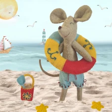 Corinne Lapierre: Little Mouse Makes at the Seaside Felt Craft Mini Kit
