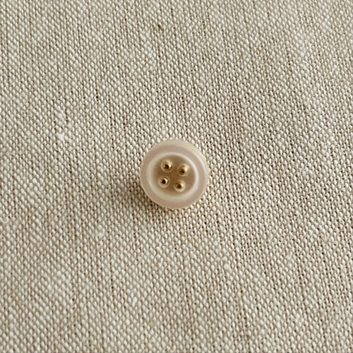 Gold 4 Stud Button 10 mm (0.39")