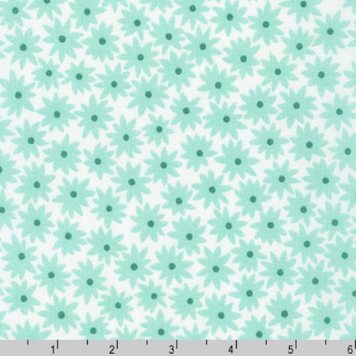 Elizabeth Hartman: Sunroom - Flowers in Ice Frappe