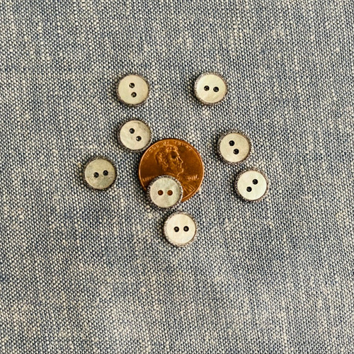 Shell Button with Sparkle Edge in Black Dust (10 mm)