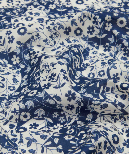 Liberty Fabrics: Mirabelle Mono C (White Blue) Tana Lawn® 