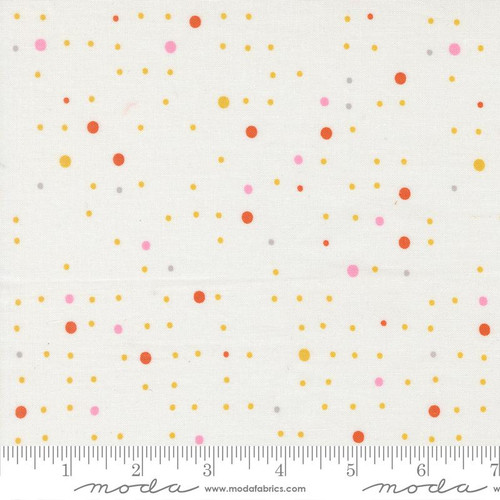 Moda Fabrics: Balisong by Zen Chic - Dapple Dots in Coconut