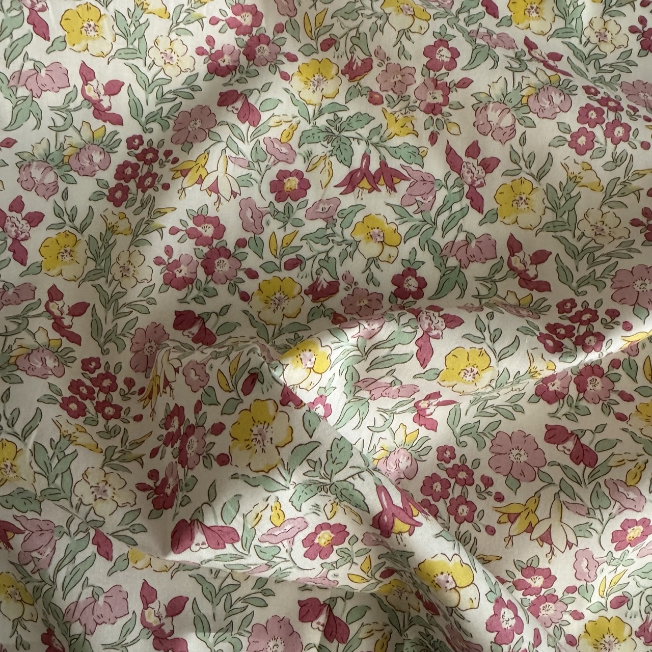 Liberty Fabrics: Mamie A Organic Tana Lawn® (Pink)