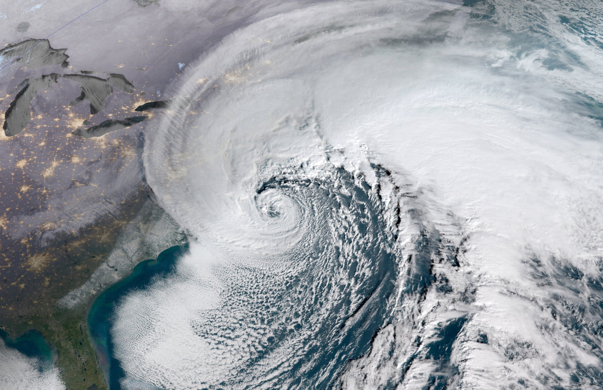 The January 4, 2018 Nor'Easter Over New England and the northern East Coast showing counterclockwise rotation and an eye-like feature at the center.