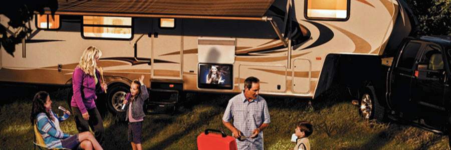 Family with Their RV using an Onan RV Generator