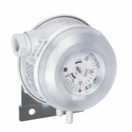 S-205B differential pressure switch, 2 x Ø6.2mm (nipples), IP54, with mounting ring