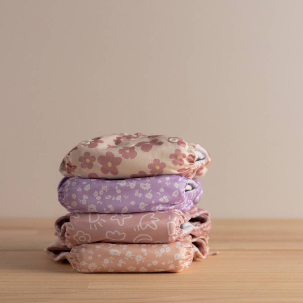 Nestling Straight Up Nappy - Dusty Pink Floral