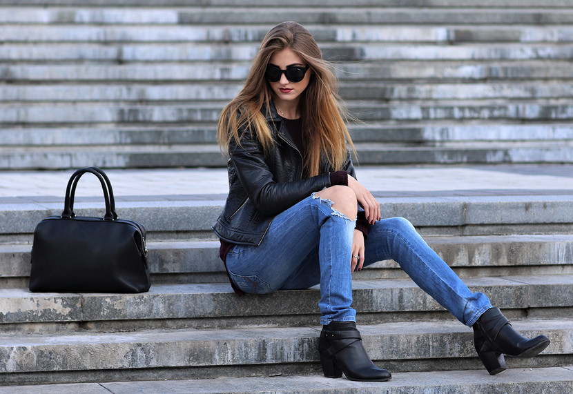 Two curabitur lobortis est at odio imperdiet