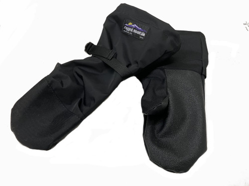Armadillo Shell Mitt