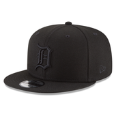 Detroit Tigers New Era Blackout Basic 9Fifty Snapback Hat - Black
