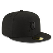 Detroit Tigers New Era Blackout Basic 59Fifty Fitted Hat - Black