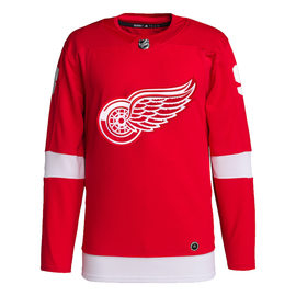 Red Wings: The Reverse Retro Extravaganza
