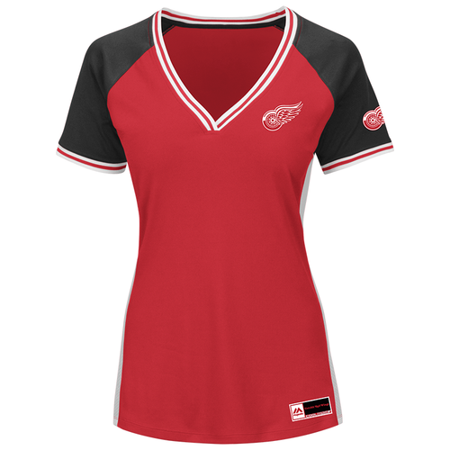 Detroit Red Wings Majestic Women's League Diva V-Neck T-Shirt - Red