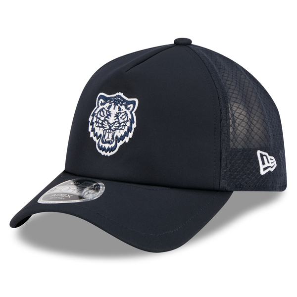Detroit Tigers New Era 2026 Batting Practice Alternate Apex 9FORTY Adjustable Hat - Navy