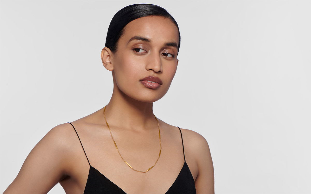 Golden Pod Necklace Satin