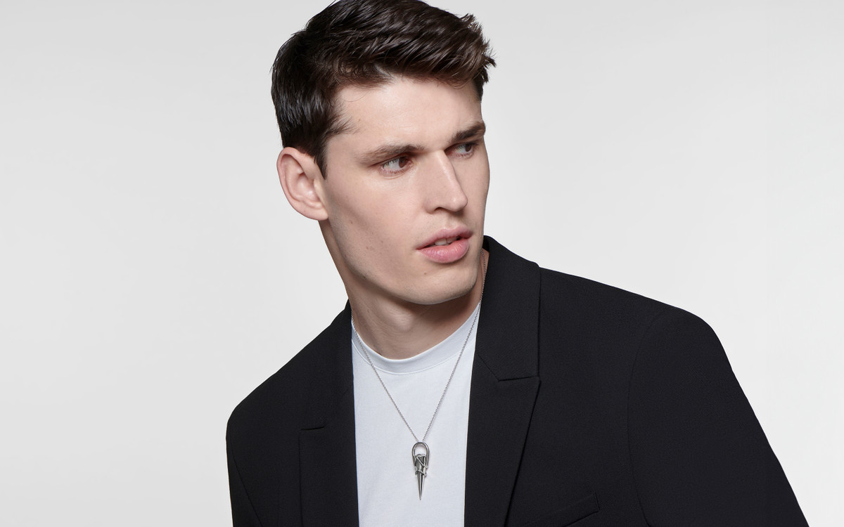 Captured Cone Amulet & Chain Large / Silver