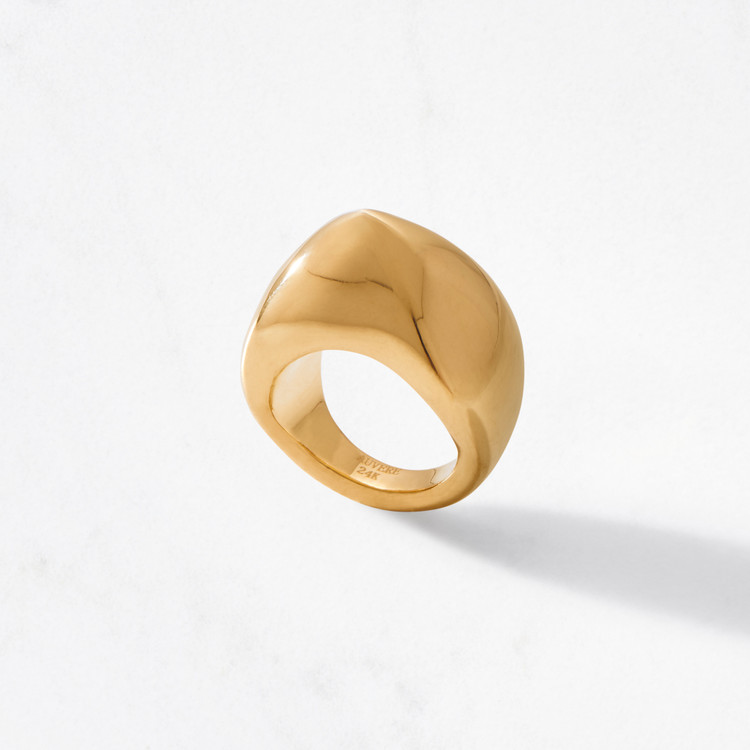 Golden Apex 24K Ring Hammered - Auvere