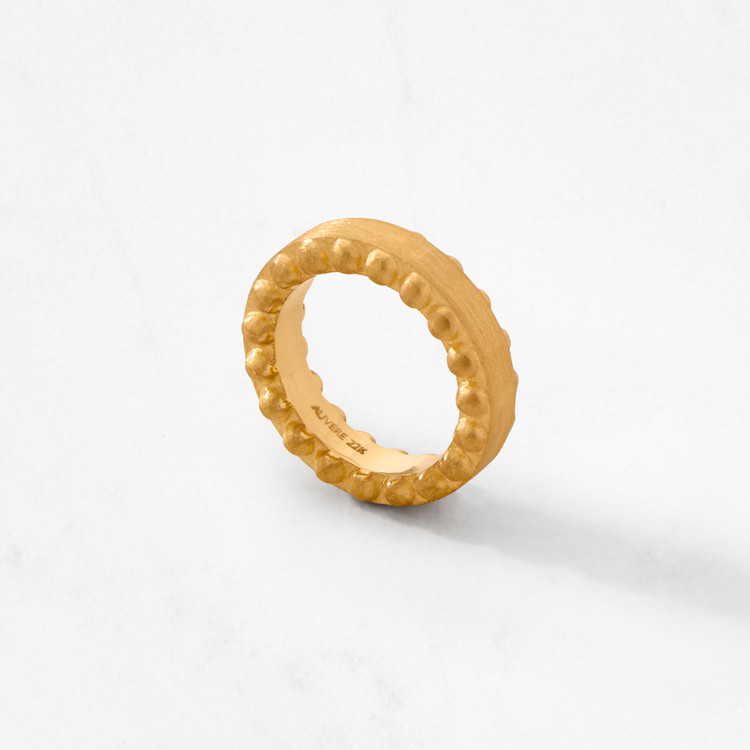 Stud Band Satin Stud Band Satin