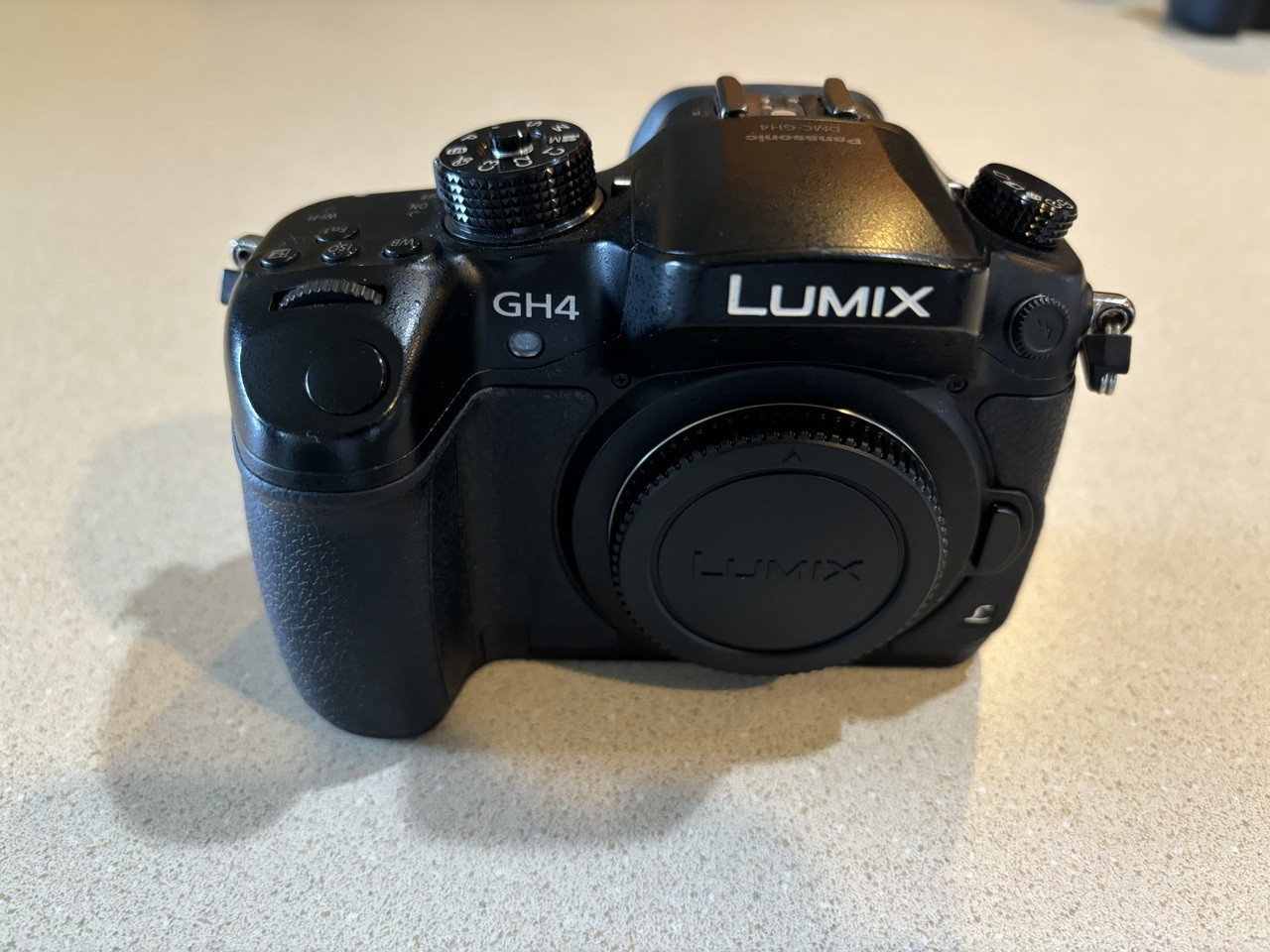 Panasonic 4K Lumix DMC-GH4 Mirrorless Camera