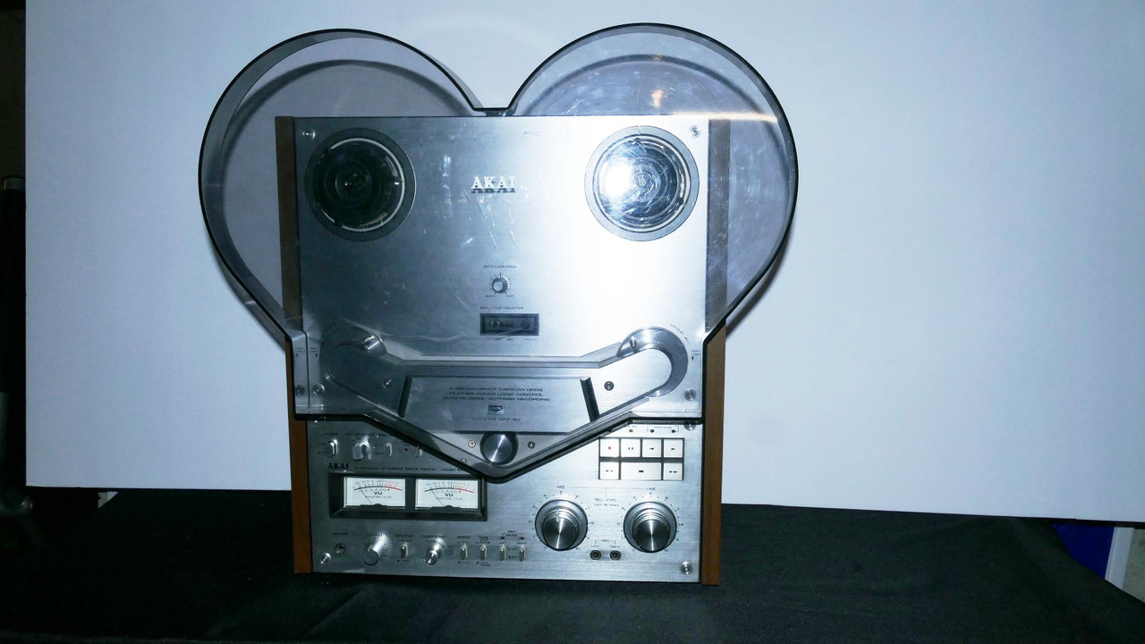 Akai GX 635D 4 track 2 channel Reel to Reel Tape Deck