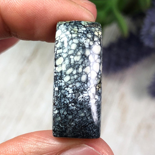 White Hubei Turquoise cabochon