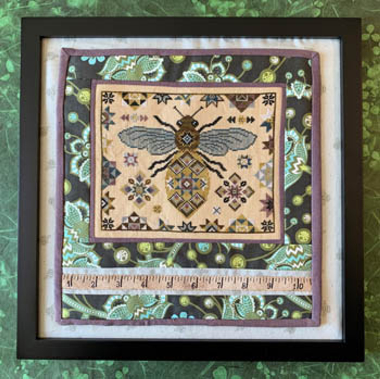 quilting-bee-cross-stitch-pattern