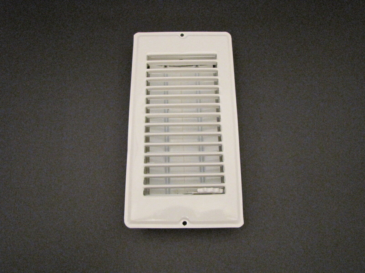 4" x 8". White Metal Floor Vent Register.  Lot of 6