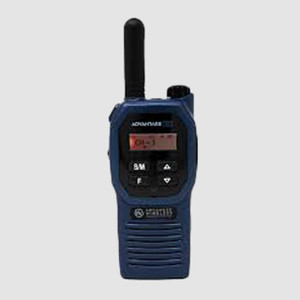 AWR-4002 Advantage BLU: UHF portable radio. Compact, rugged, with Bluetooth capability.