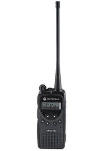MOTOROLA Motorola AXU4100 UHF 2 Way Radio 
