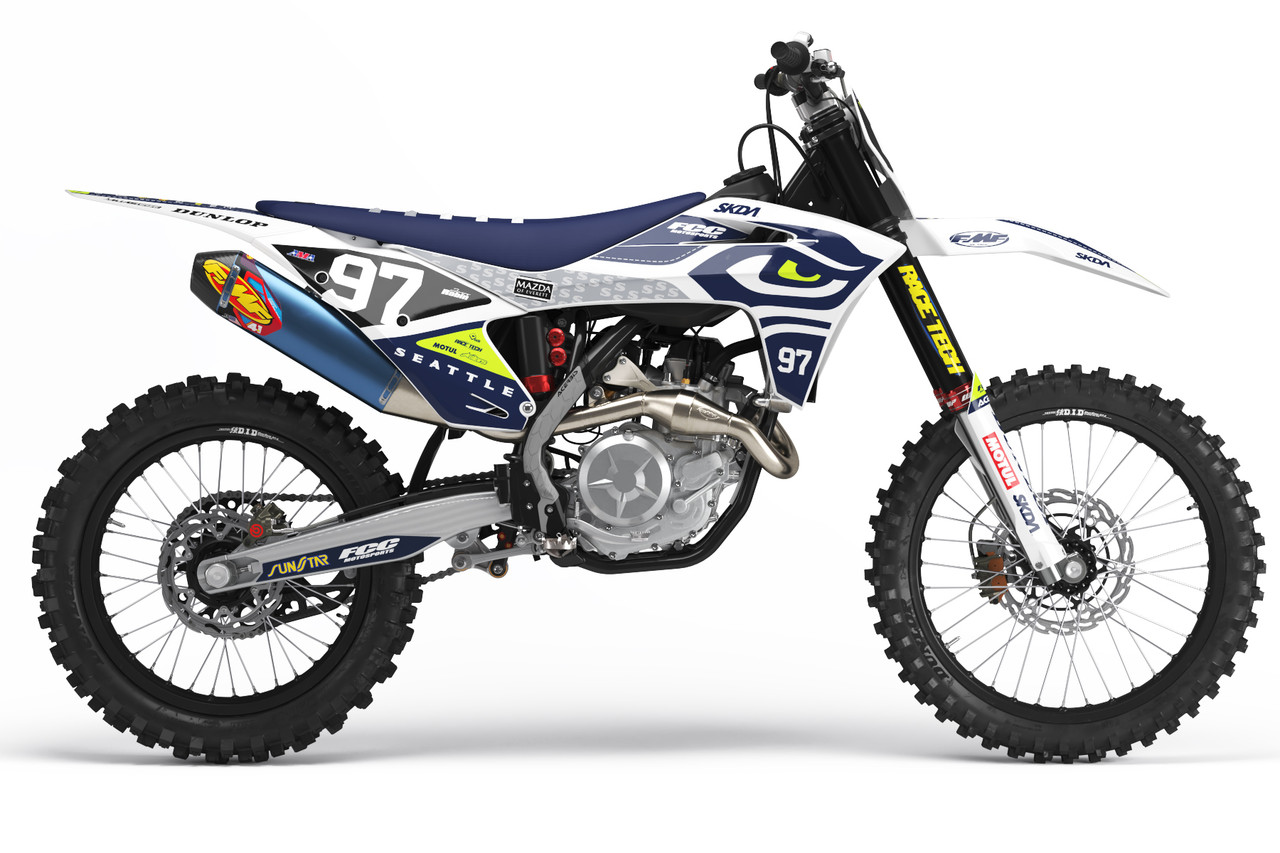 Less and More 英語版 SEATTLE Sport Series Full Graphics Kit | SKDA USA