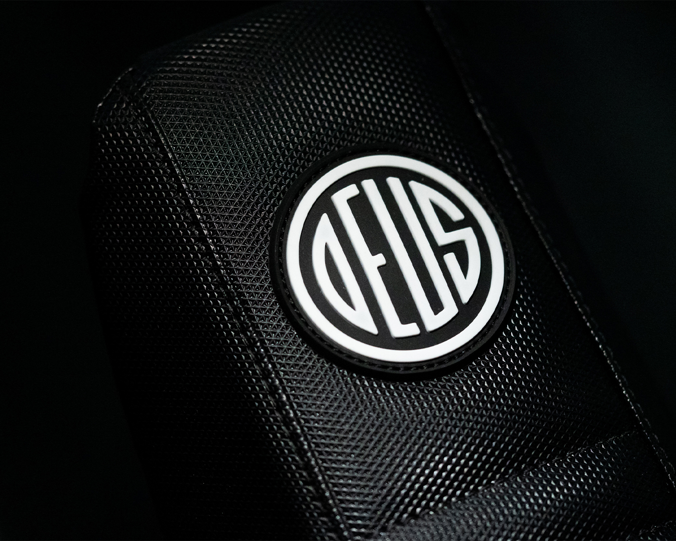 DEUS Seat Cover Black