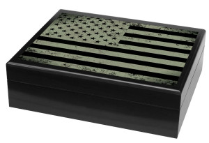 Capri Humidor/Military Flag (30-55ct) Capri Humidor/Military Flag (30-55ct)