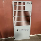 Standard 3ft wide grey kennel gates. A logo cover plate will be added to each gate to cover the original logo. Gates are used, so they may have some scratches, but this damage is only cosmetic.