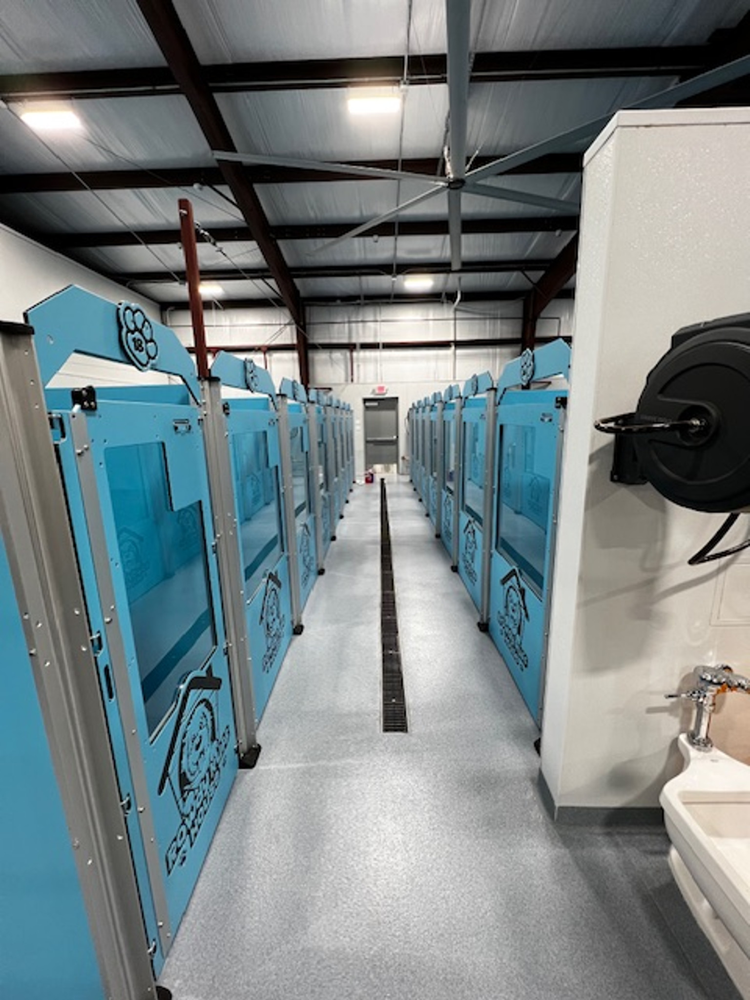 Kennel Ideas: Custom Dog Kennels Rowdy Ruff House Gator Kennels