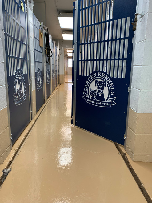 Carden Kennels Custom Gator Kennel Gates in Navy Blue