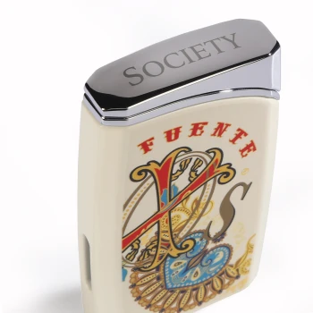 Fuente The OpusX Society by Manny Iriarte Global Collection Lighter