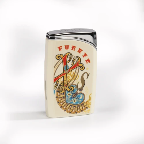 Fuente The OpusX Society by Manny Iriarte Global Collection Lighter