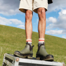Barbour Mens Ridge Wellies in Uniform Green - Lifestyle