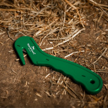 Horseware Yard Knife