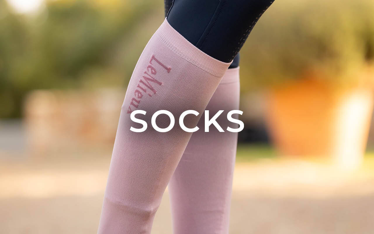 https://cdn11.bigcommerce.com/s-fdy9piqmxg/images/stencil/original/image-manager/uk-women-footwear-category-tiles-apr256.jpg?t=1745504330