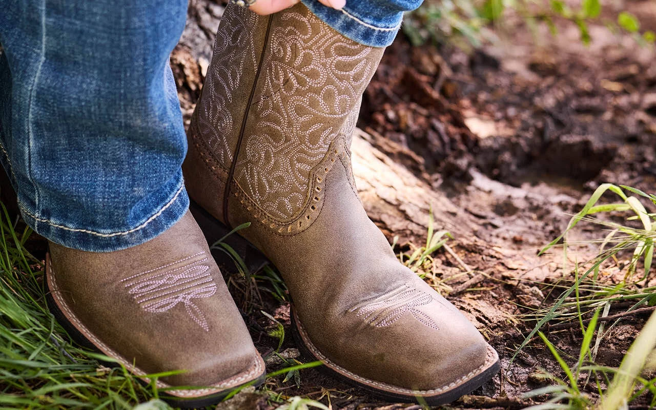 Women's Chelsea & Western Boots