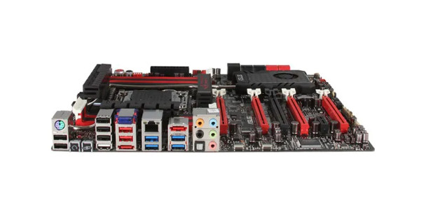 Rampage IV Extreme - Asus Socket LGA2011 Intel X79 E-ATX Chipset System Board (Motherboard) Supports Core i7 Series DDR3 8x DIMM