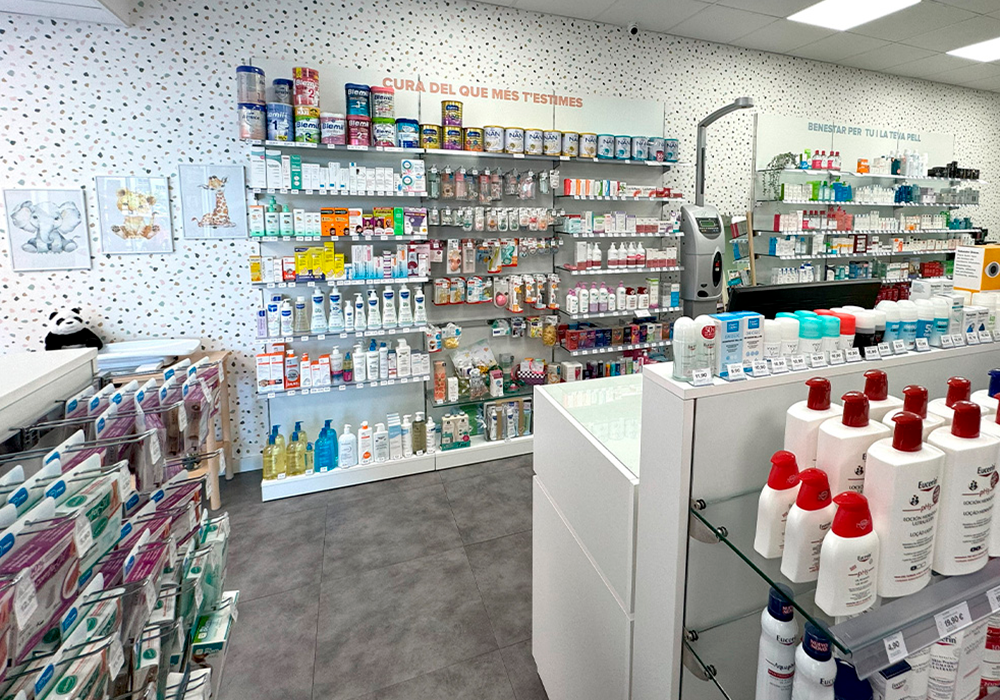 IMAGEN FARMACIA CAN COMELLES 4